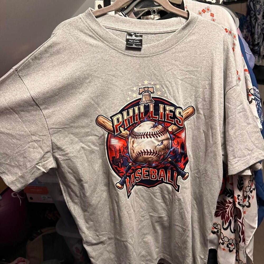 Unbranded Men's Grey T-shirt